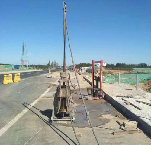 呈贡公路高聚物注浆加固